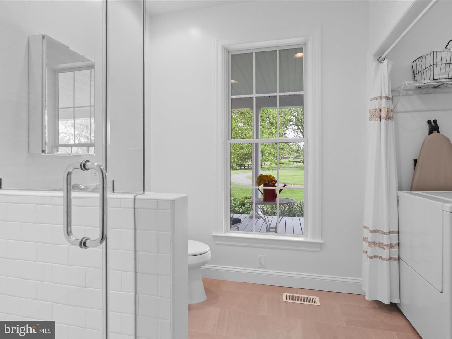13974 BLAZER LN, LOVETTSVILLE, Virginia 20180, 7 Bedrooms Bedrooms, ,6 BathroomsBathrooms,Residential,For sale,13974 BLAZER LN,VALO2095796 MLS # VALO2095796