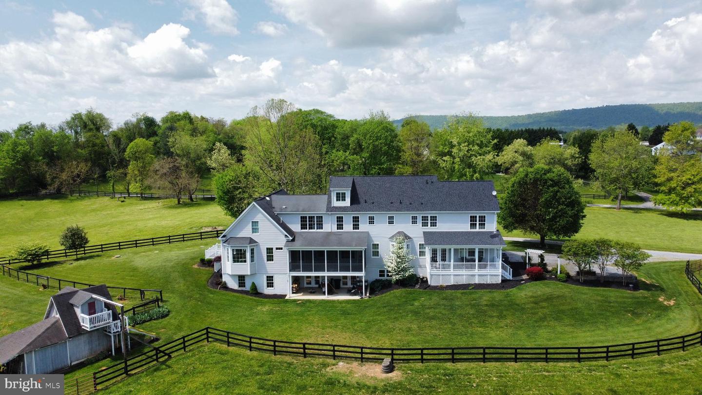13974 BLAZER LN, LOVETTSVILLE, Virginia 20180, 7 Bedrooms Bedrooms, ,6 BathroomsBathrooms,Residential,For sale,13974 BLAZER LN,VALO2095796 MLS # VALO2095796