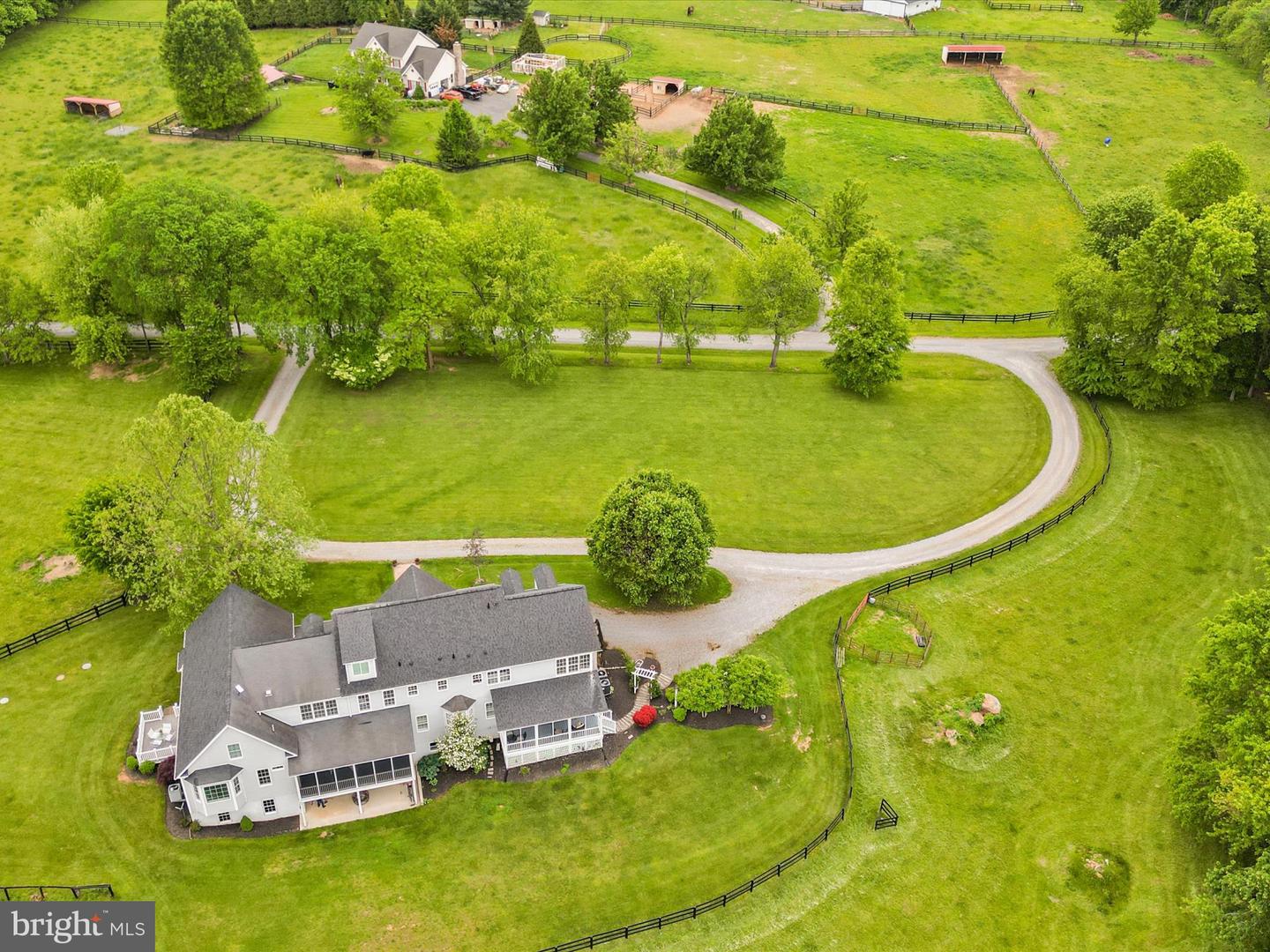 13974 BLAZER LN, LOVETTSVILLE, Virginia 20180, 7 Bedrooms Bedrooms, ,6 BathroomsBathrooms,Residential,For sale,13974 BLAZER LN,VALO2095796 MLS # VALO2095796