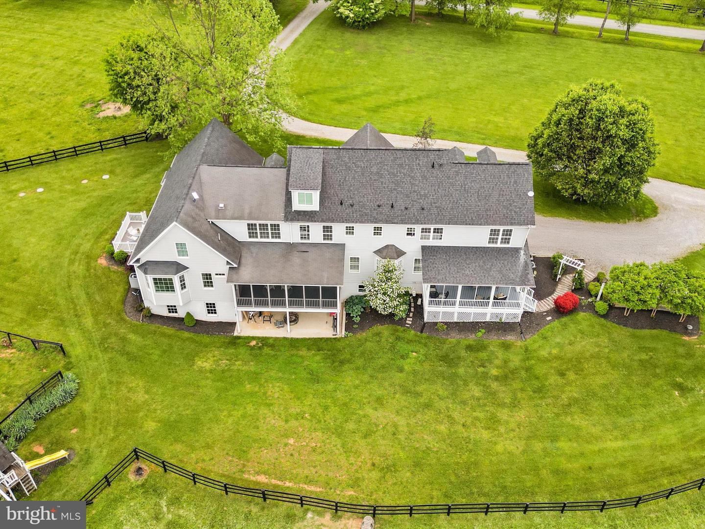 13974 BLAZER LN, LOVETTSVILLE, Virginia 20180, 7 Bedrooms Bedrooms, ,6 BathroomsBathrooms,Residential,For sale,13974 BLAZER LN,VALO2095796 MLS # VALO2095796