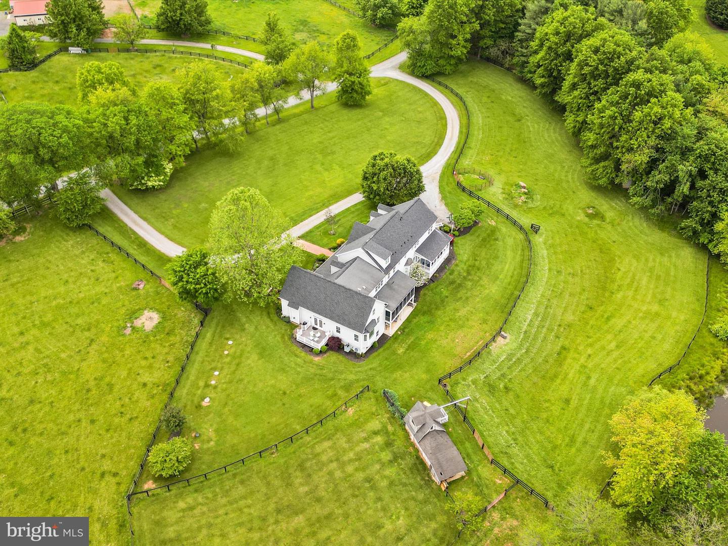 13974 BLAZER LN, LOVETTSVILLE, Virginia 20180, 7 Bedrooms Bedrooms, ,6 BathroomsBathrooms,Residential,For sale,13974 BLAZER LN,VALO2095796 MLS # VALO2095796