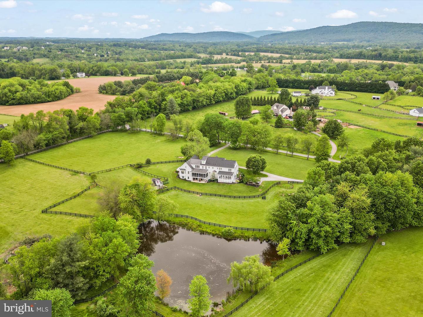 13974 BLAZER LN, LOVETTSVILLE, Virginia 20180, 7 Bedrooms Bedrooms, ,6 BathroomsBathrooms,Residential,For sale,13974 BLAZER LN,VALO2095796 MLS # VALO2095796