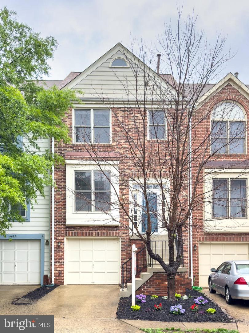 46919 TRUMPET CIR, STERLING, Virginia 20164, 3 Bedrooms Bedrooms, ,2 BathroomsBathrooms,Residential,For sale,46919 TRUMPET CIR,VALO2095798 MLS # VALO2095798