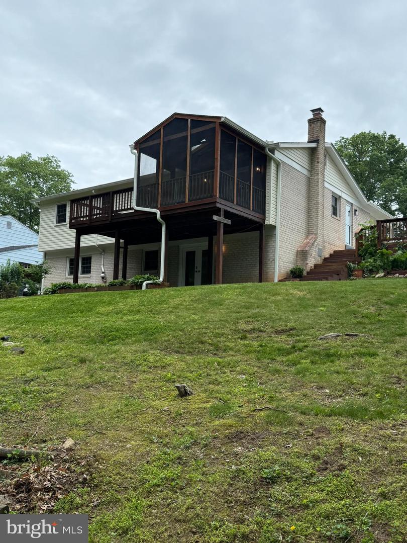 6706 COACHMAN DR, SPRINGFIELD, Virginia 22152, 4 Bedrooms Bedrooms, ,3 BathroomsBathrooms,Residential,For sale,6706 COACHMAN DR,VAFX2239462 MLS # VAFX2239462