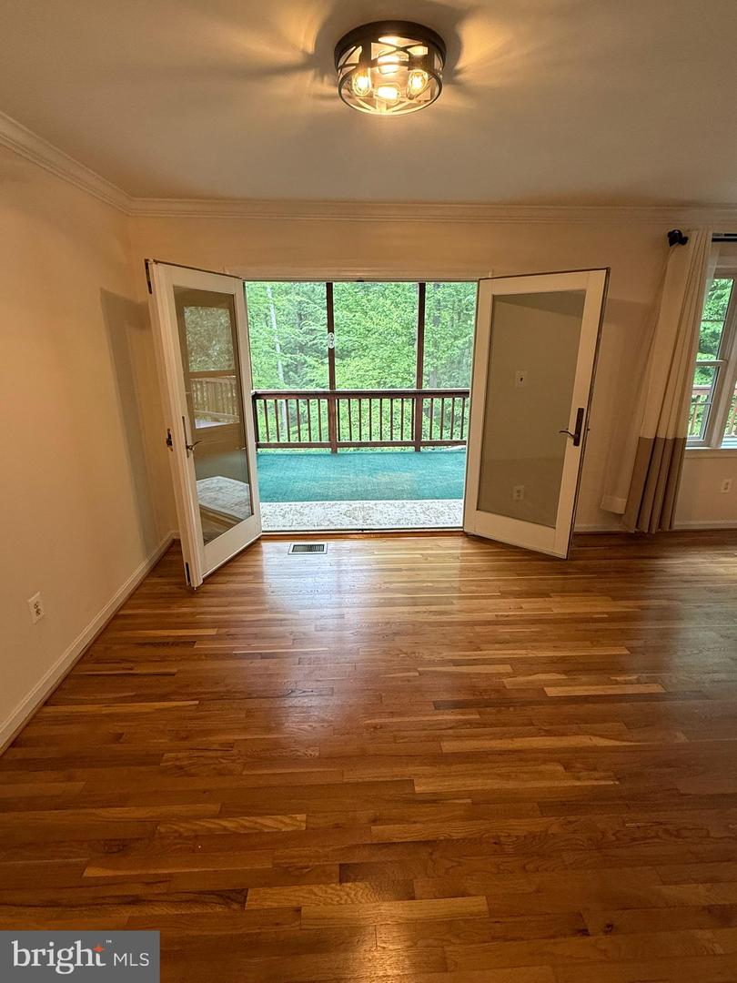 6706 COACHMAN DR, SPRINGFIELD, Virginia 22152, 4 Bedrooms Bedrooms, ,3 BathroomsBathrooms,Residential,For sale,6706 COACHMAN DR,VAFX2239462 MLS # VAFX2239462