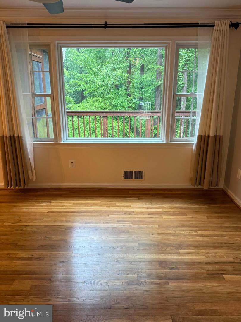 6706 COACHMAN DR, SPRINGFIELD, Virginia 22152, 4 Bedrooms Bedrooms, ,3 BathroomsBathrooms,Residential,For sale,6706 COACHMAN DR,VAFX2239462 MLS # VAFX2239462