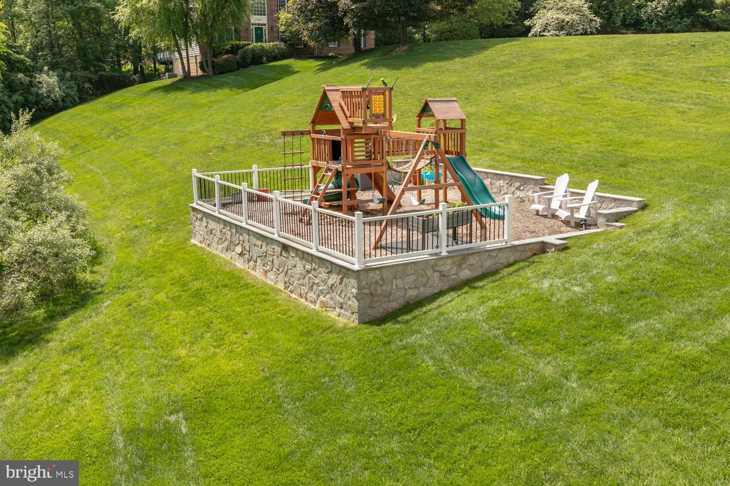10609 LITTLE RUN FARM CT, VIENNA, Virginia 22182, 5 Bedrooms Bedrooms, ,3 BathroomsBathrooms,Residential,For sale,10609 LITTLE RUN FARM CT,VAFX2239226 MLS # VAFX2239226
