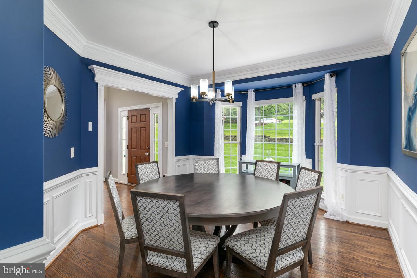 10609 LITTLE RUN FARM CT, VIENNA, Virginia 22182, 5 Bedrooms Bedrooms, ,3 BathroomsBathrooms,Residential,For sale,10609 LITTLE RUN FARM CT,VAFX2239226 MLS # VAFX2239226