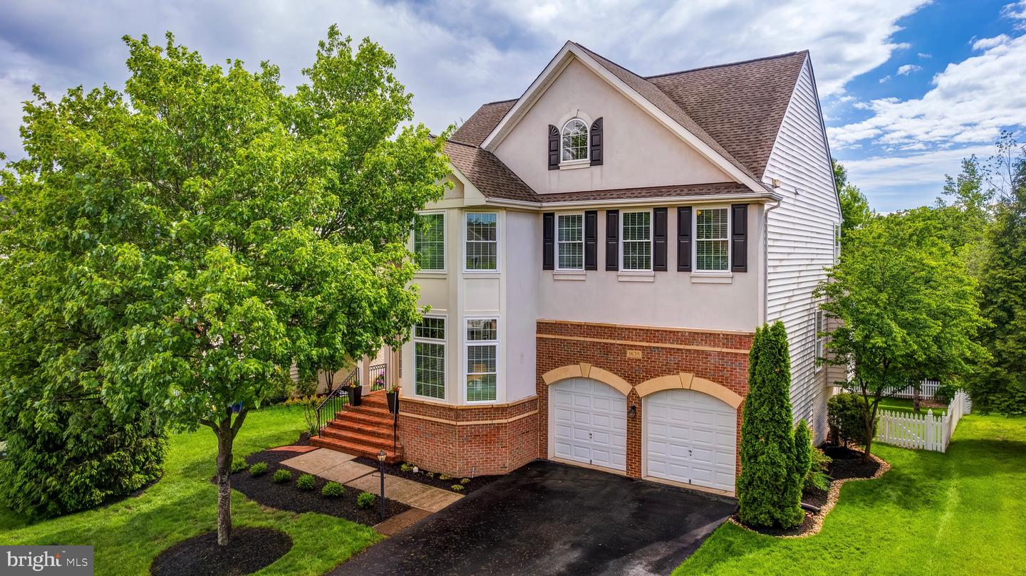 1635 CHICKASAW PL NE, LEESBURG, Virginia 20176, 5 Bedrooms Bedrooms, ,3 BathroomsBathrooms,Residential,For sale,1635 CHICKASAW PL NE,VALO2095806 MLS # VALO2095806