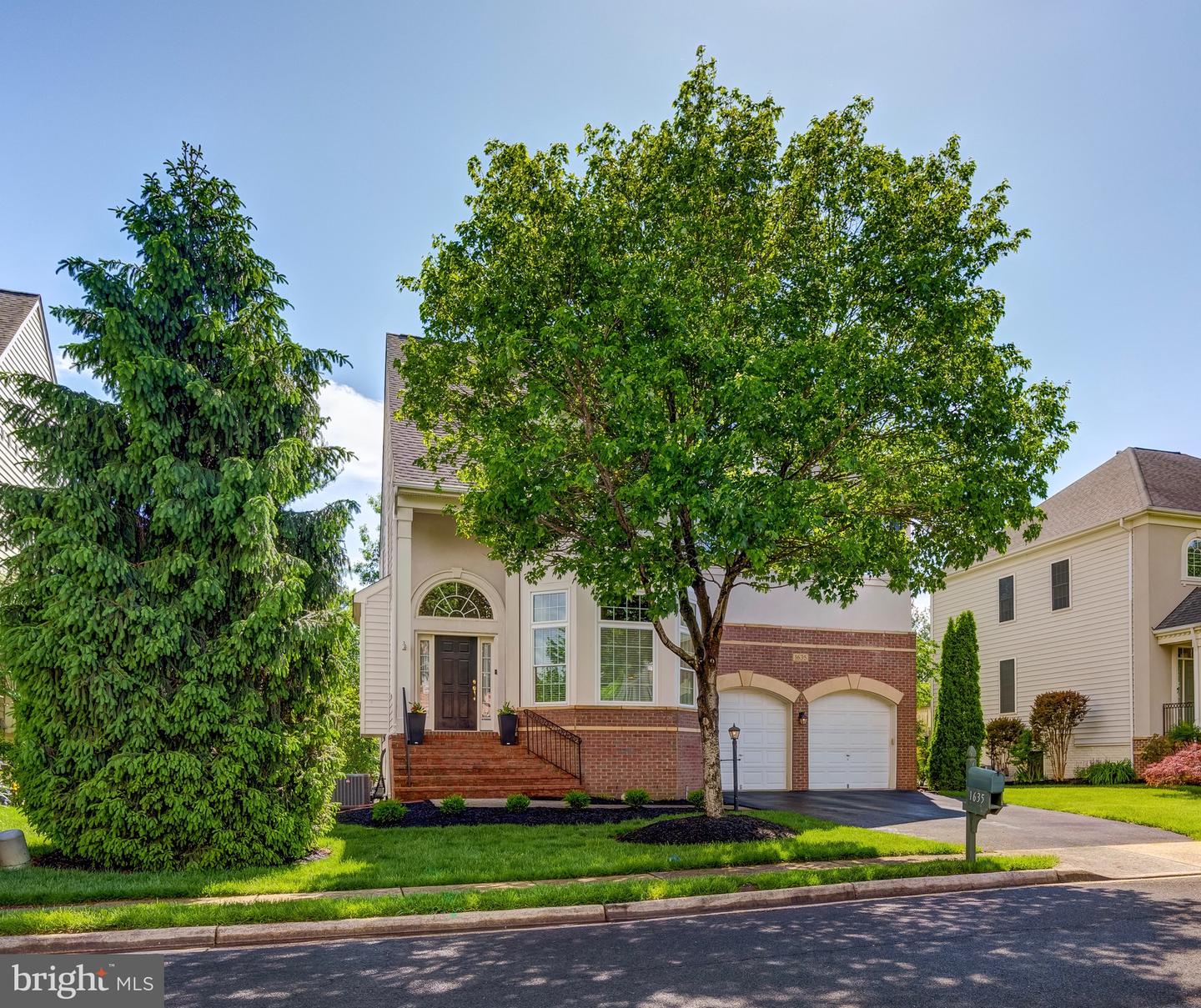 1635 CHICKASAW PL NE, LEESBURG, Virginia 20176, 5 Bedrooms Bedrooms, ,3 BathroomsBathrooms,Residential,For sale,1635 CHICKASAW PL NE,VALO2095806 MLS # VALO2095806