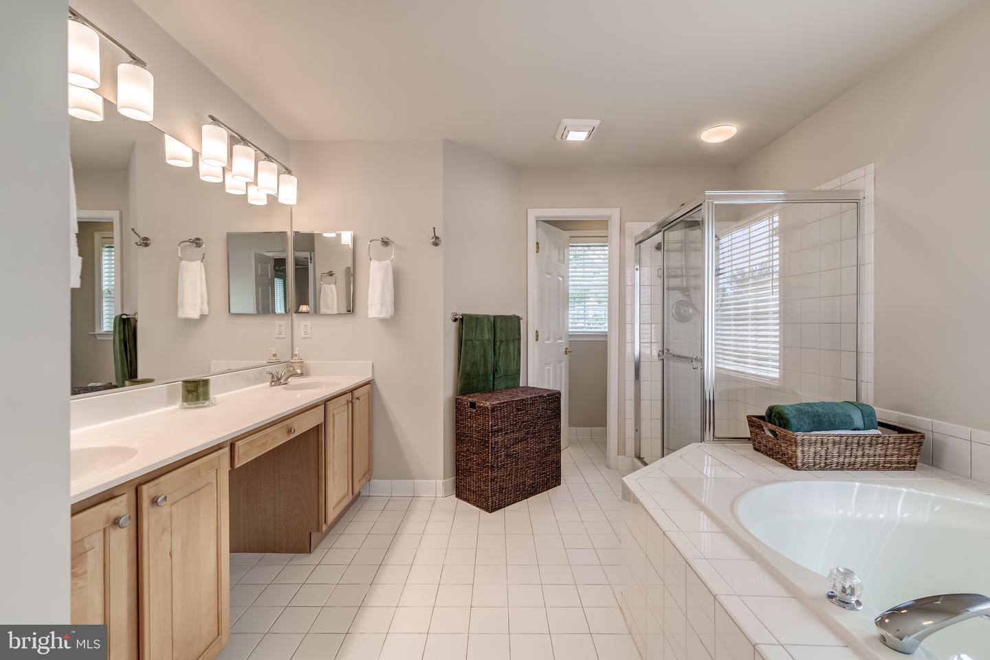 1635 CHICKASAW PL NE, LEESBURG, Virginia 20176, 5 Bedrooms Bedrooms, ,3 BathroomsBathrooms,Residential,For sale,1635 CHICKASAW PL NE,VALO2095806 MLS # VALO2095806
