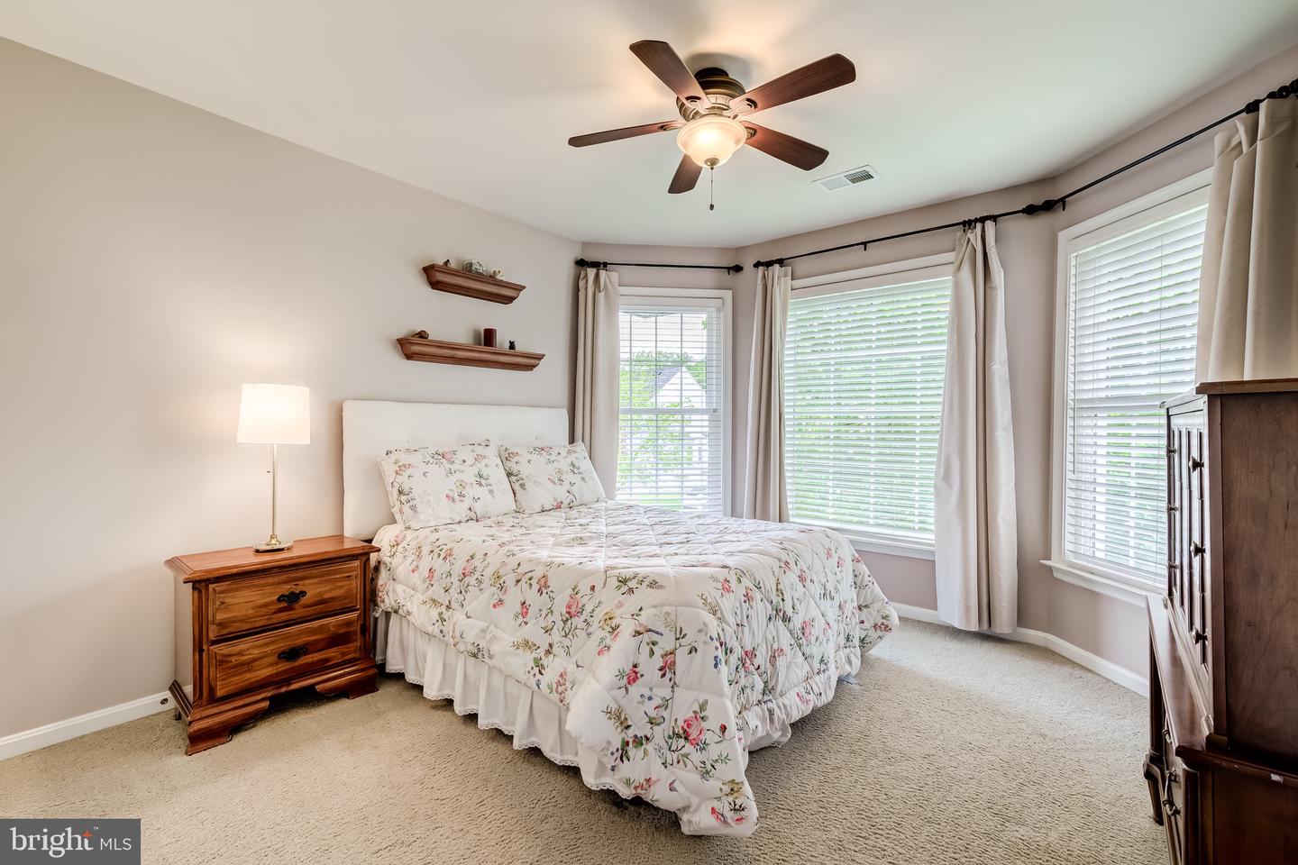 1635 CHICKASAW PL NE, LEESBURG, Virginia 20176, 5 Bedrooms Bedrooms, ,3 BathroomsBathrooms,Residential,For sale,1635 CHICKASAW PL NE,VALO2095806 MLS # VALO2095806