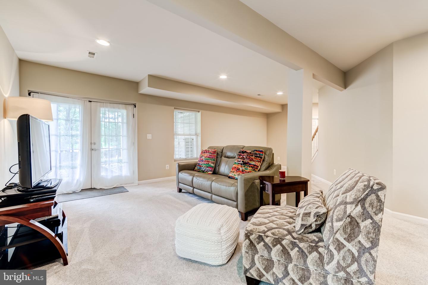 1635 CHICKASAW PL NE, LEESBURG, Virginia 20176, 5 Bedrooms Bedrooms, ,3 BathroomsBathrooms,Residential,For sale,1635 CHICKASAW PL NE,VALO2095806 MLS # VALO2095806