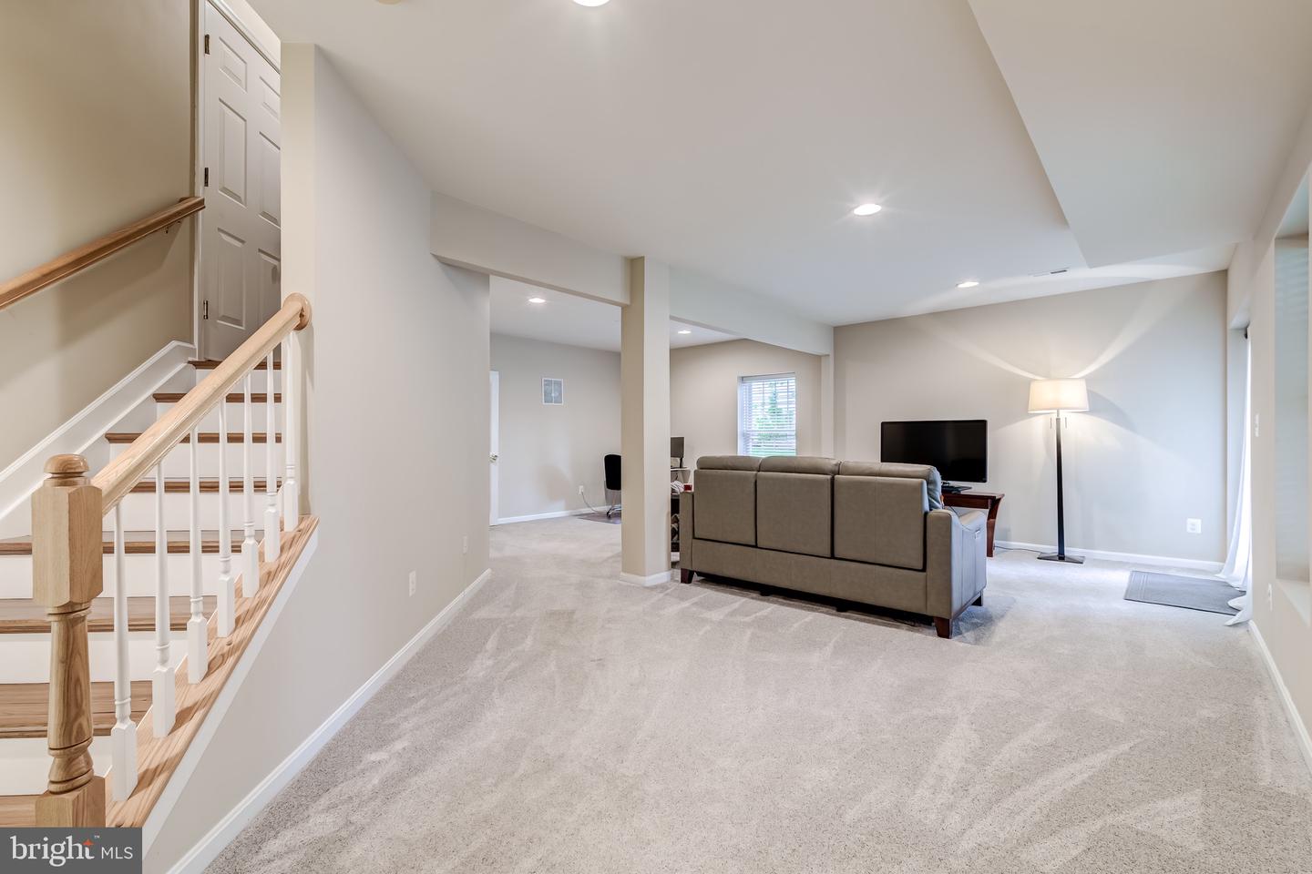 1635 CHICKASAW PL NE, LEESBURG, Virginia 20176, 5 Bedrooms Bedrooms, ,3 BathroomsBathrooms,Residential,For sale,1635 CHICKASAW PL NE,VALO2095806 MLS # VALO2095806