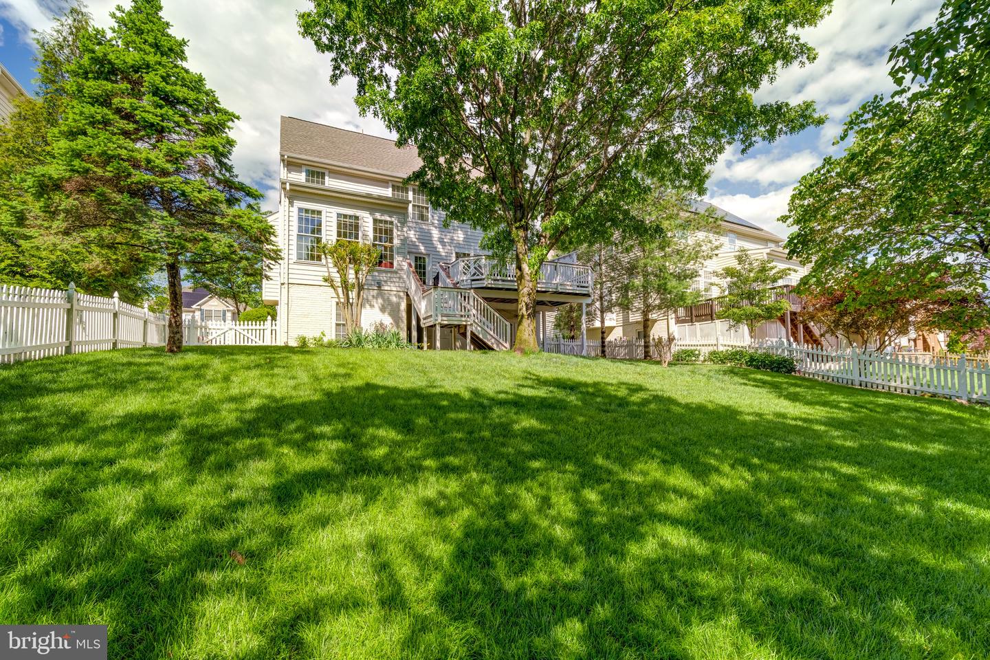 1635 CHICKASAW PL NE, LEESBURG, Virginia 20176, 5 Bedrooms Bedrooms, ,3 BathroomsBathrooms,Residential,For sale,1635 CHICKASAW PL NE,VALO2095806 MLS # VALO2095806