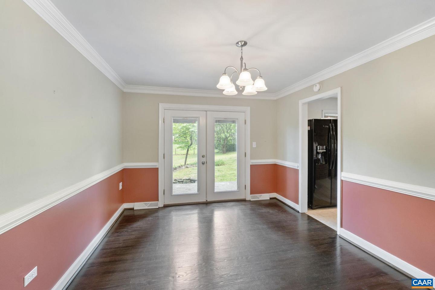 109 INGLEWOOD CT, CHARLOTTESVILLE, Virginia 22901, 3 Bedrooms Bedrooms, ,2 BathroomsBathrooms,Residential,For sale,109 INGLEWOOD CT,664241 MLS # 664241