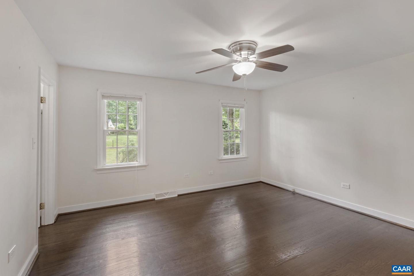 109 INGLEWOOD CT, CHARLOTTESVILLE, Virginia 22901, 3 Bedrooms Bedrooms, ,2 BathroomsBathrooms,Residential,For sale,109 INGLEWOOD CT,664241 MLS # 664241