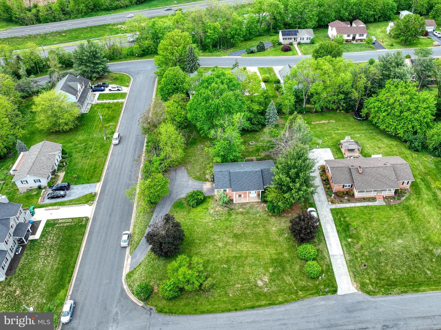 320 DAWN AVE, WOODSTOCK, Virginia 22664, 3 Bedrooms Bedrooms, ,3 BathroomsBathrooms,Residential,For sale,320 DAWN AVE,VASH2011394 MLS # VASH2011394