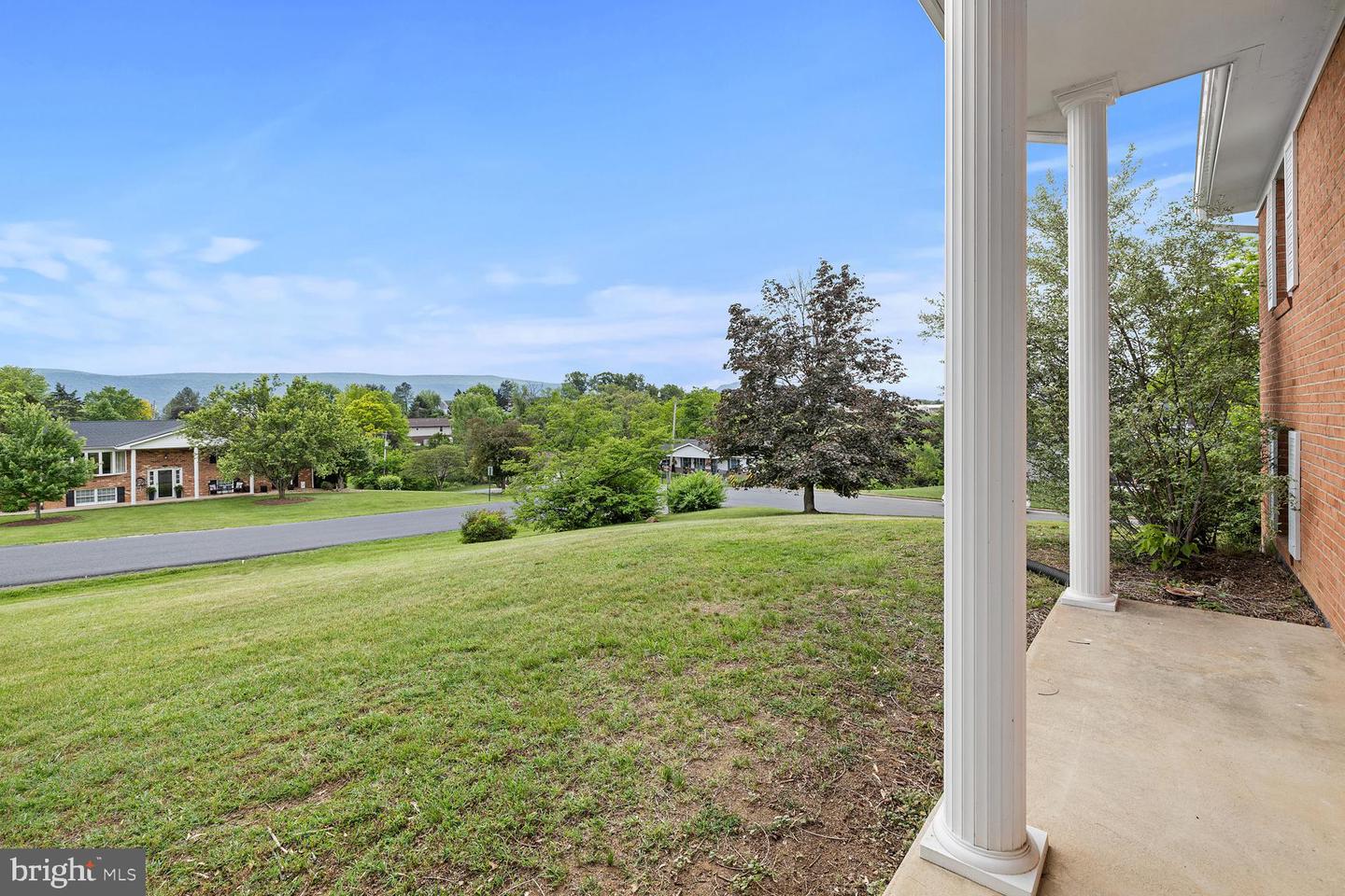 320 DAWN AVE, WOODSTOCK, Virginia 22664, 3 Bedrooms Bedrooms, ,3 BathroomsBathrooms,Residential,For sale,320 DAWN AVE,VASH2011394 MLS # VASH2011394