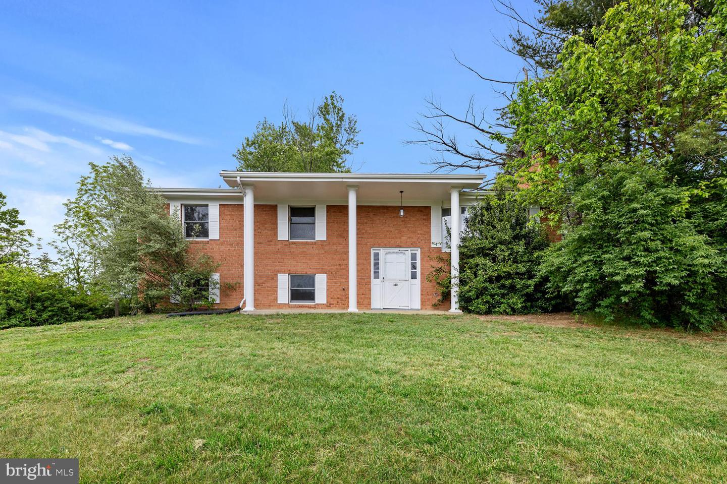 320 DAWN AVE, WOODSTOCK, Virginia 22664, 3 Bedrooms Bedrooms, ,3 BathroomsBathrooms,Residential,For sale,320 DAWN AVE,VASH2011394 MLS # VASH2011394