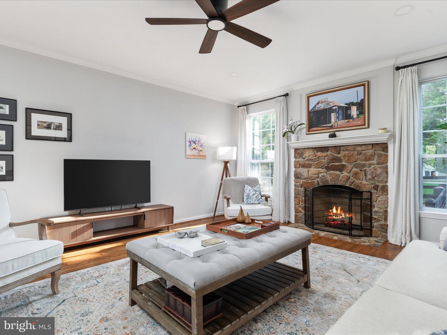 35513 SOURWOOD PL, ROUND HILL, Virginia 20141, 4 Bedrooms Bedrooms, 8 Rooms Rooms,3 BathroomsBathrooms,Residential,For sale,35513 SOURWOOD PL,VALO2095908 MLS # VALO2095908