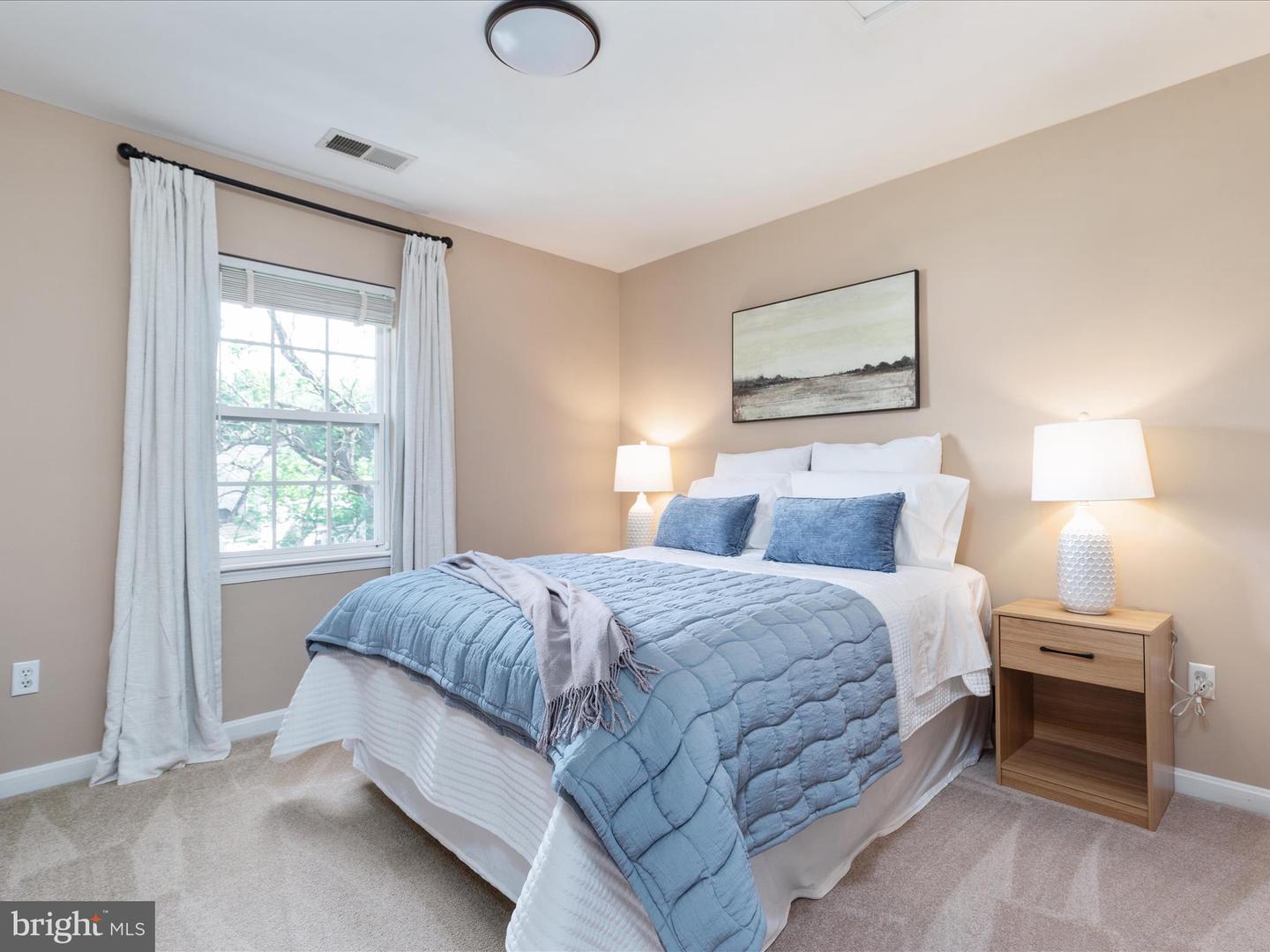 35513 SOURWOOD PL, ROUND HILL, Virginia 20141, 4 Bedrooms Bedrooms, 8 Rooms Rooms,3 BathroomsBathrooms,Residential,For sale,35513 SOURWOOD PL,VALO2095908 MLS # VALO2095908