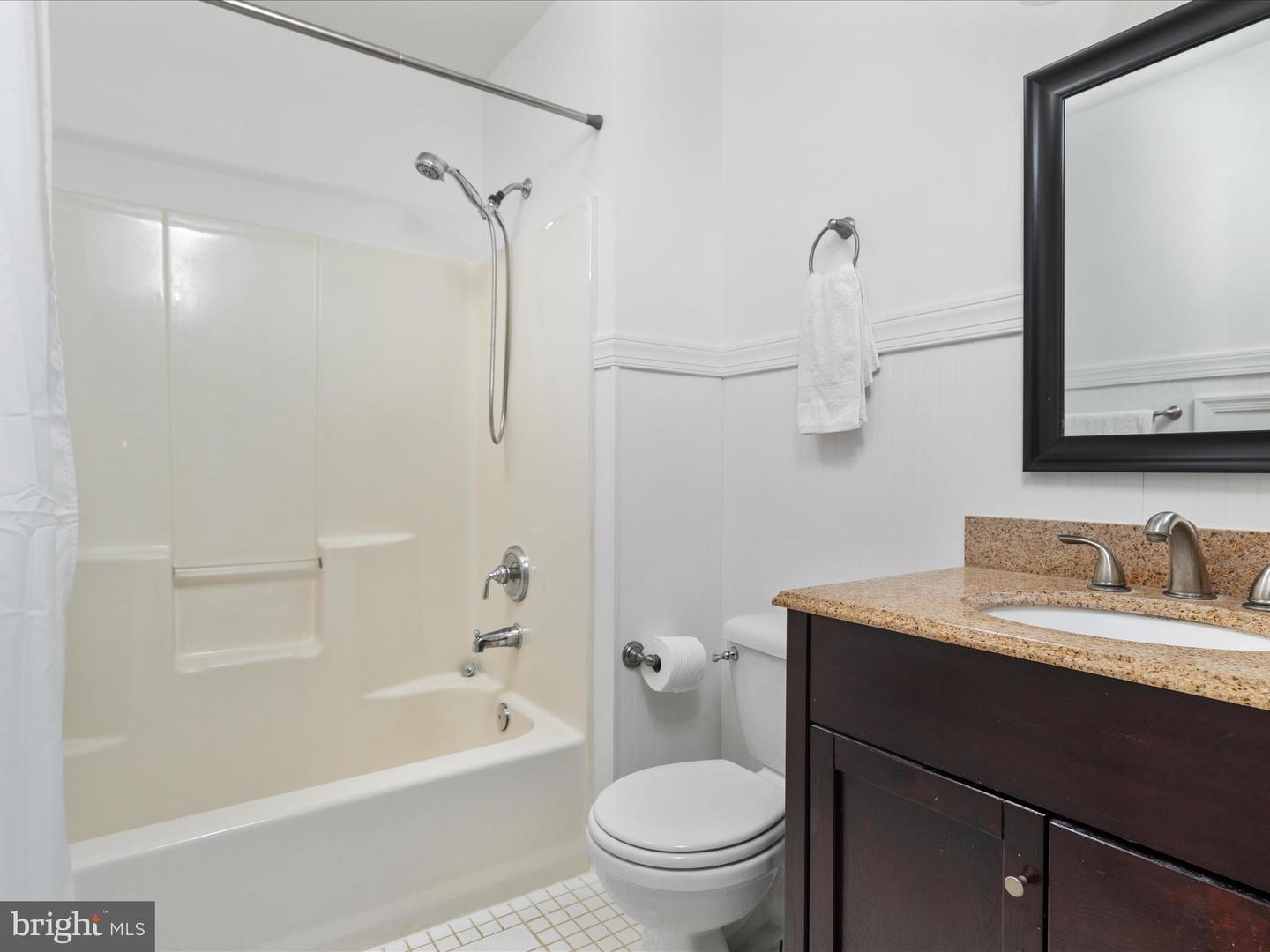 35513 SOURWOOD PL, ROUND HILL, Virginia 20141, 4 Bedrooms Bedrooms, 8 Rooms Rooms,3 BathroomsBathrooms,Residential,For sale,35513 SOURWOOD PL,VALO2095908 MLS # VALO2095908