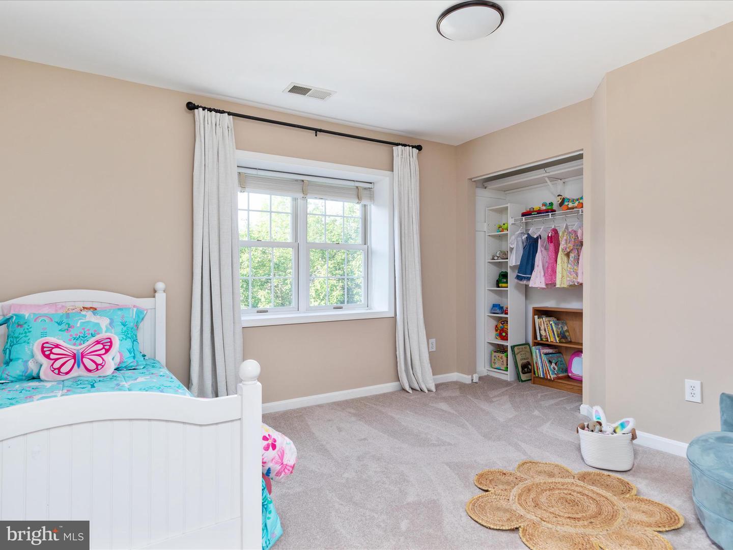 35513 SOURWOOD PL, ROUND HILL, Virginia 20141, 4 Bedrooms Bedrooms, 8 Rooms Rooms,3 BathroomsBathrooms,Residential,For sale,35513 SOURWOOD PL,VALO2095908 MLS # VALO2095908