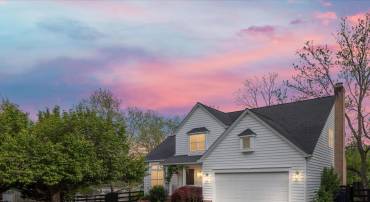 35513 SOURWOOD PL, ROUND HILL, Virginia 20141, 4 Bedrooms Bedrooms, 8 Rooms Rooms,3 BathroomsBathrooms,Residential,For sale,35513 SOURWOOD PL,VALO2095908 MLS # VALO2095908