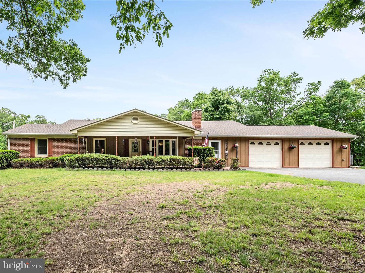 281 LIGHT RD, WINCHESTER, Virginia 22603, 3 Bedrooms Bedrooms, 7 Rooms Rooms,2 BathroomsBathrooms,Residential,For sale,281 LIGHT RD,VAFV2034036 MLS # VAFV2034036