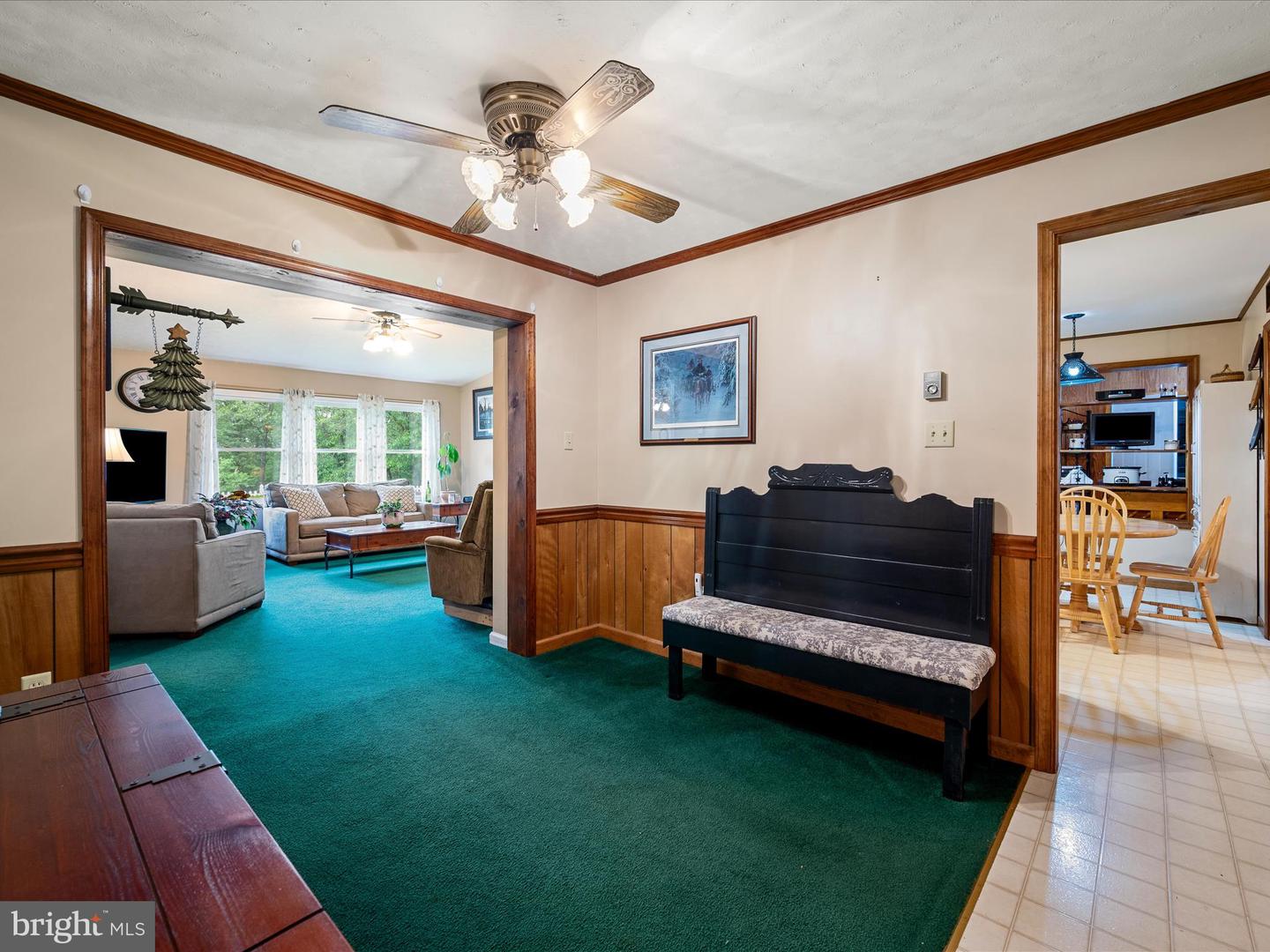 281 LIGHT RD, WINCHESTER, Virginia 22603, 3 Bedrooms Bedrooms, 7 Rooms Rooms,2 BathroomsBathrooms,Residential,For sale,281 LIGHT RD,VAFV2034036 MLS # VAFV2034036