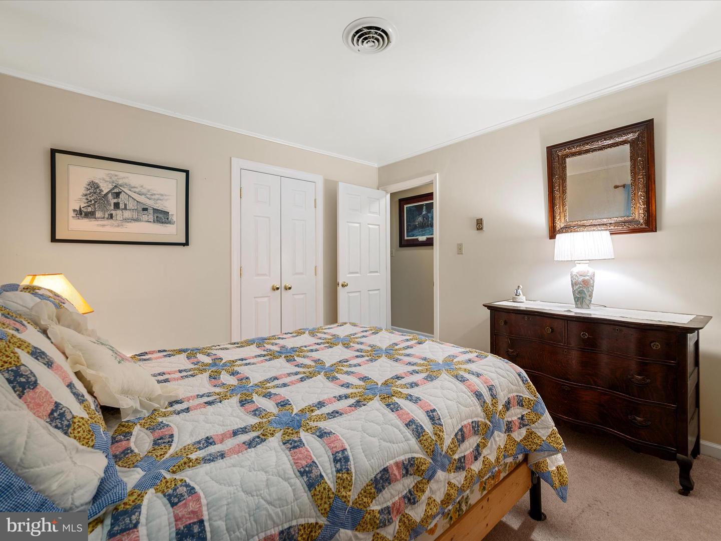 281 LIGHT RD, WINCHESTER, Virginia 22603, 3 Bedrooms Bedrooms, 7 Rooms Rooms,2 BathroomsBathrooms,Residential,For sale,281 LIGHT RD,VAFV2034036 MLS # VAFV2034036