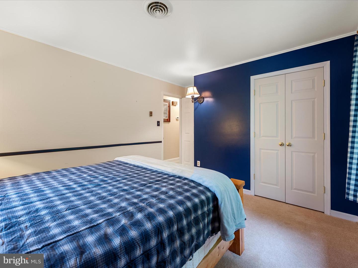 281 LIGHT RD, WINCHESTER, Virginia 22603, 3 Bedrooms Bedrooms, 7 Rooms Rooms,2 BathroomsBathrooms,Residential,For sale,281 LIGHT RD,VAFV2034036 MLS # VAFV2034036