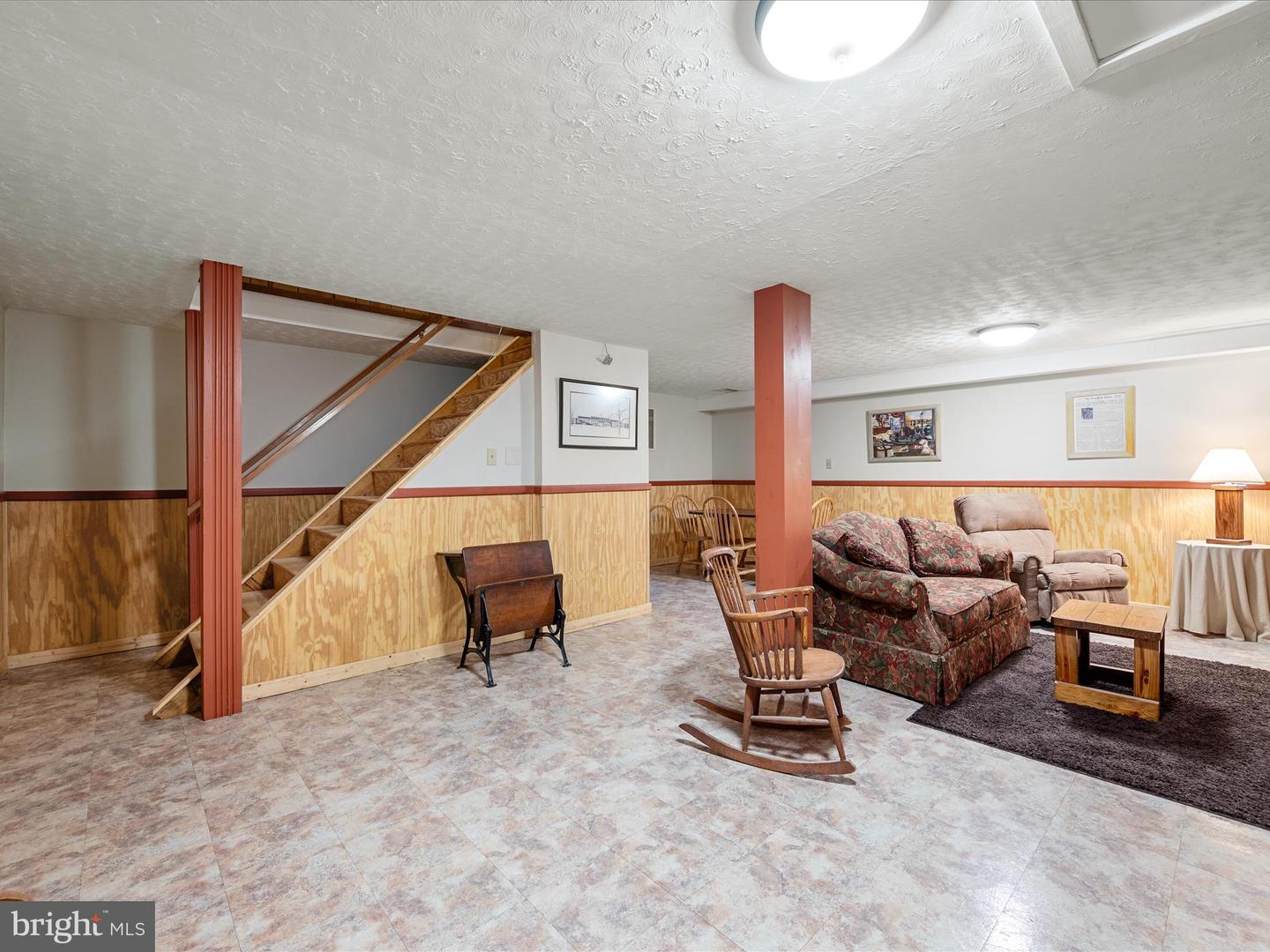 281 LIGHT RD, WINCHESTER, Virginia 22603, 3 Bedrooms Bedrooms, 7 Rooms Rooms,2 BathroomsBathrooms,Residential,For sale,281 LIGHT RD,VAFV2034036 MLS # VAFV2034036