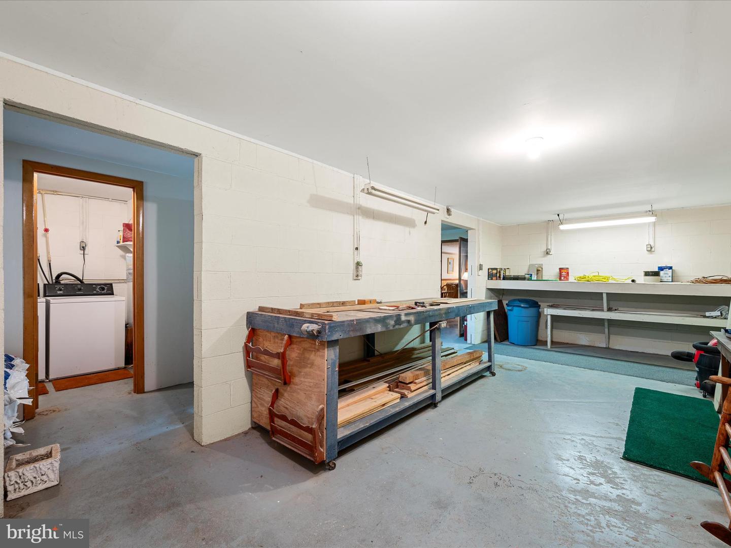281 LIGHT RD, WINCHESTER, Virginia 22603, 3 Bedrooms Bedrooms, 7 Rooms Rooms,2 BathroomsBathrooms,Residential,For sale,281 LIGHT RD,VAFV2034036 MLS # VAFV2034036