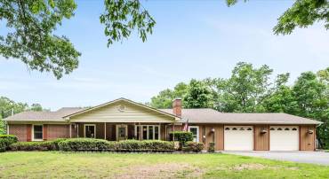 281 LIGHT RD, WINCHESTER, Virginia 22603, 3 Bedrooms Bedrooms, 7 Rooms Rooms,2 BathroomsBathrooms,Residential,For sale,281 LIGHT RD,VAFV2034036 MLS # VAFV2034036
