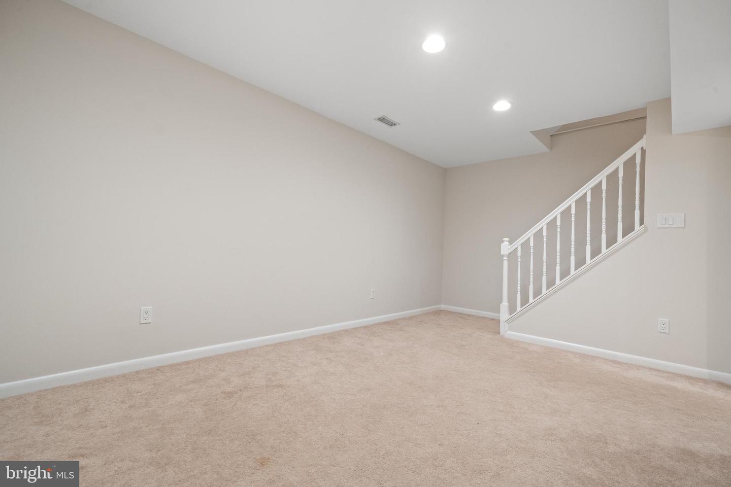 17289 PICKWICK DR, PURCELLVILLE, Virginia 20132, 5 Bedrooms Bedrooms, ,3 BathroomsBathrooms,Residential,For sale,17289 PICKWICK DR,VALO2095966 MLS # VALO2095966