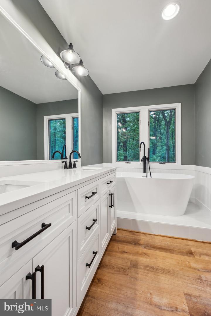14239 BURLINGAME LN, FREDERICKSBURG, Virginia 22407, 4 Bedrooms Bedrooms, ,2 BathroomsBathrooms,Residential,For sale,14239 BURLINGAME LN,VASP2033010 MLS # VASP2033010