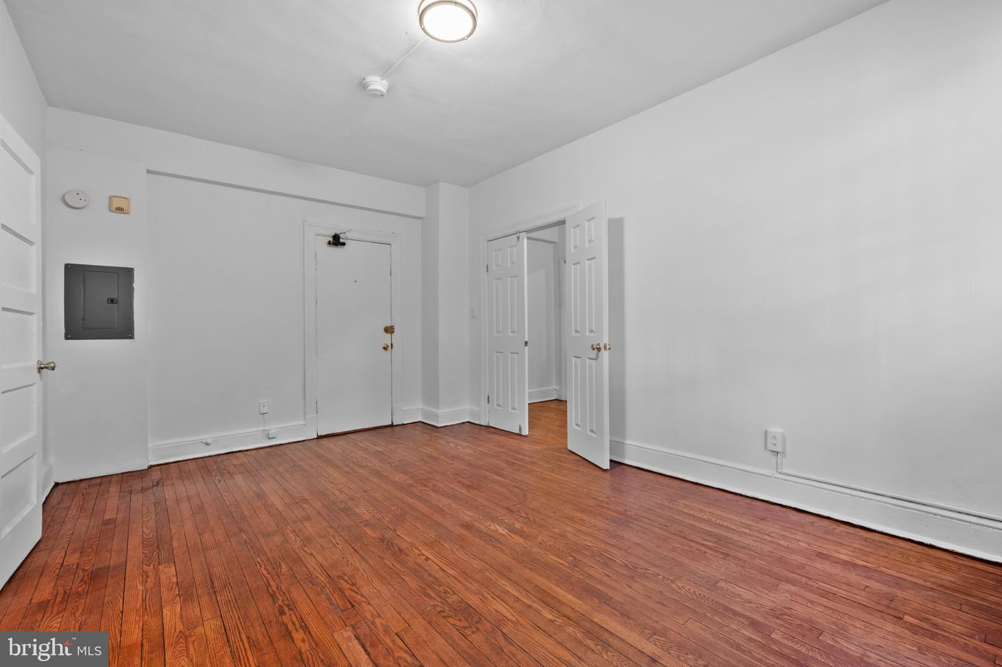 1457 PARK RD NW #107, WASHINGTON, District Of Columbia 20010, 1 Bedroom Bedrooms, 2 Rooms Rooms,2 BathroomsBathrooms,Residential,For sale,1457 PARK RD NW #107,DCDC2200142 MLS # DCDC2200142