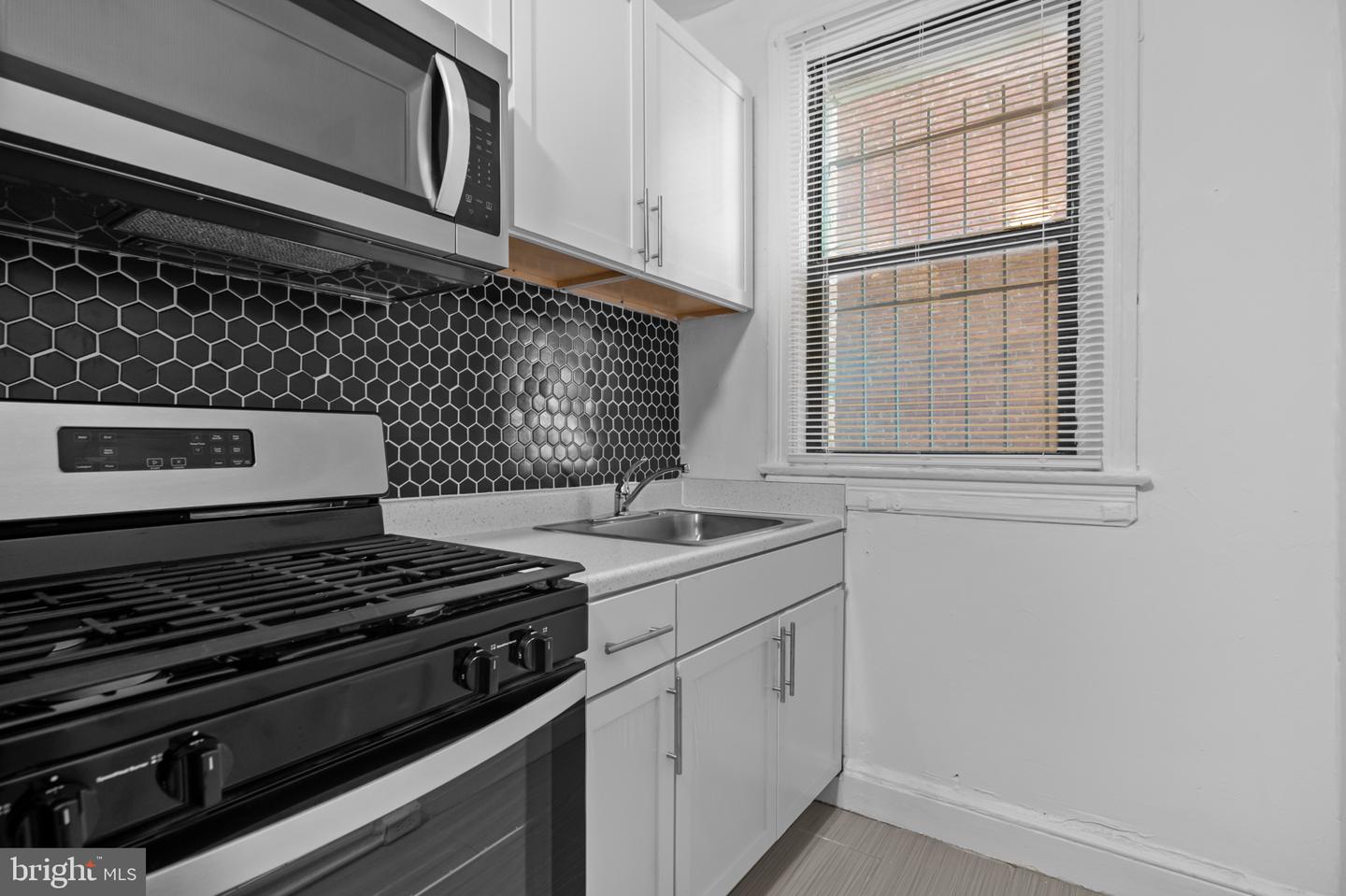 1457 PARK RD NW #107, WASHINGTON, District Of Columbia 20010, 1 Bedroom Bedrooms, 2 Rooms Rooms,2 BathroomsBathrooms,Residential,For sale,1457 PARK RD NW #107,DCDC2200142 MLS # DCDC2200142