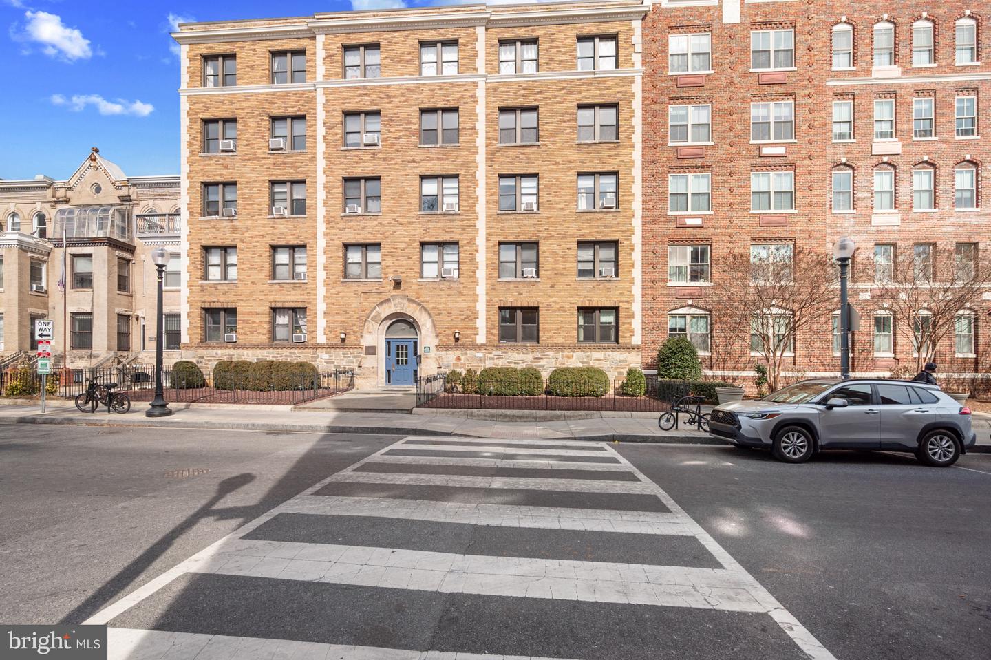 1457 PARK RD NW #107, WASHINGTON, District Of Columbia 20010, 1 Bedroom Bedrooms, 2 Rooms Rooms,2 BathroomsBathrooms,Residential,For sale,1457 PARK RD NW #107,DCDC2200142 MLS # DCDC2200142