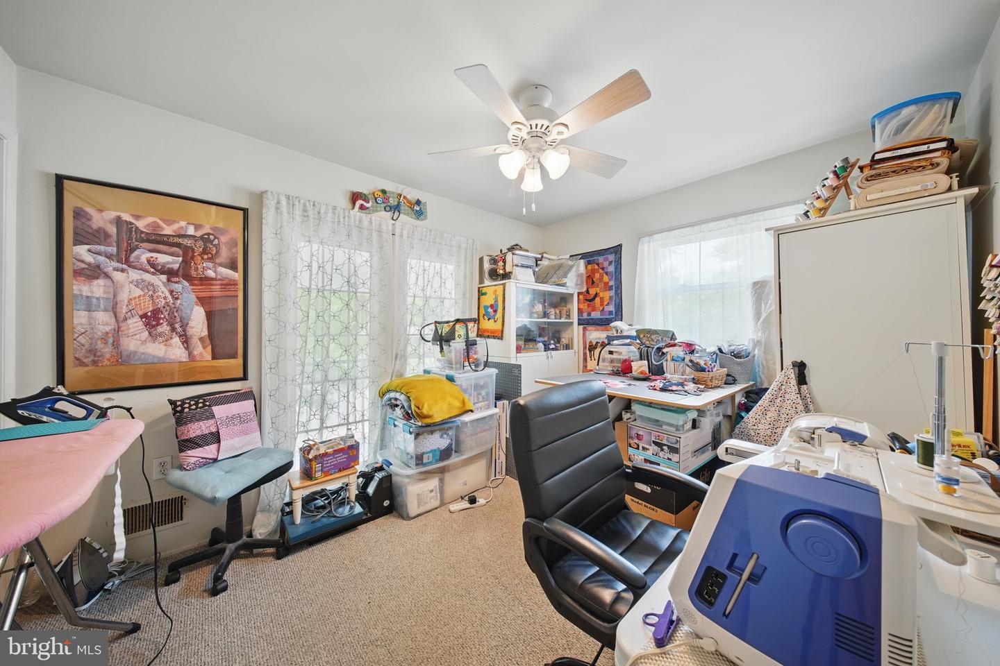 19007 RED OAK LN, TRIANGLE, Virginia 22172, 4 Bedrooms Bedrooms, ,2 BathroomsBathrooms,Residential,For sale,19007 RED OAK LN,VAPW2094482 MLS # VAPW2094482