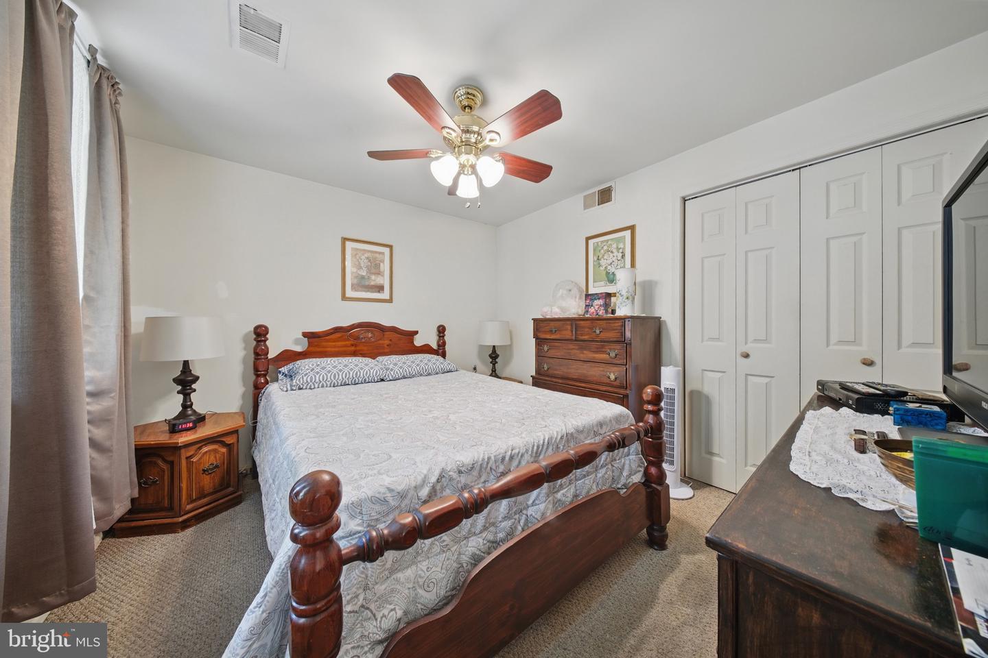 19007 RED OAK LN, TRIANGLE, Virginia 22172, 4 Bedrooms Bedrooms, ,2 BathroomsBathrooms,Residential,For sale,19007 RED OAK LN,VAPW2094482 MLS # VAPW2094482