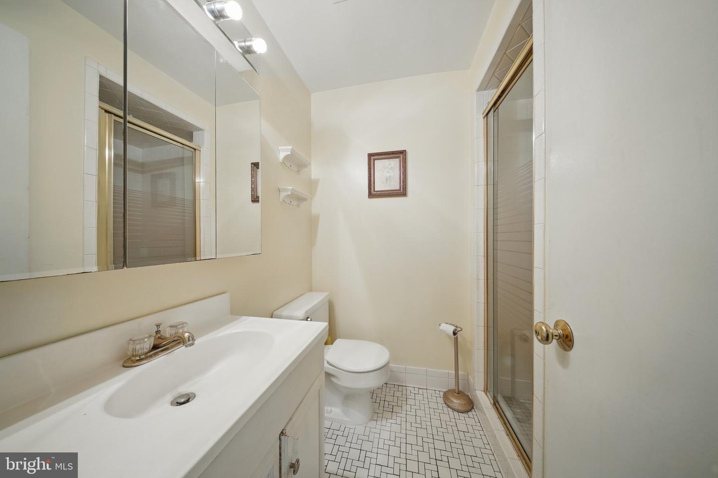19007 RED OAK LN, TRIANGLE, Virginia 22172, 4 Bedrooms Bedrooms, ,2 BathroomsBathrooms,Residential,For sale,19007 RED OAK LN,VAPW2094482 MLS # VAPW2094482