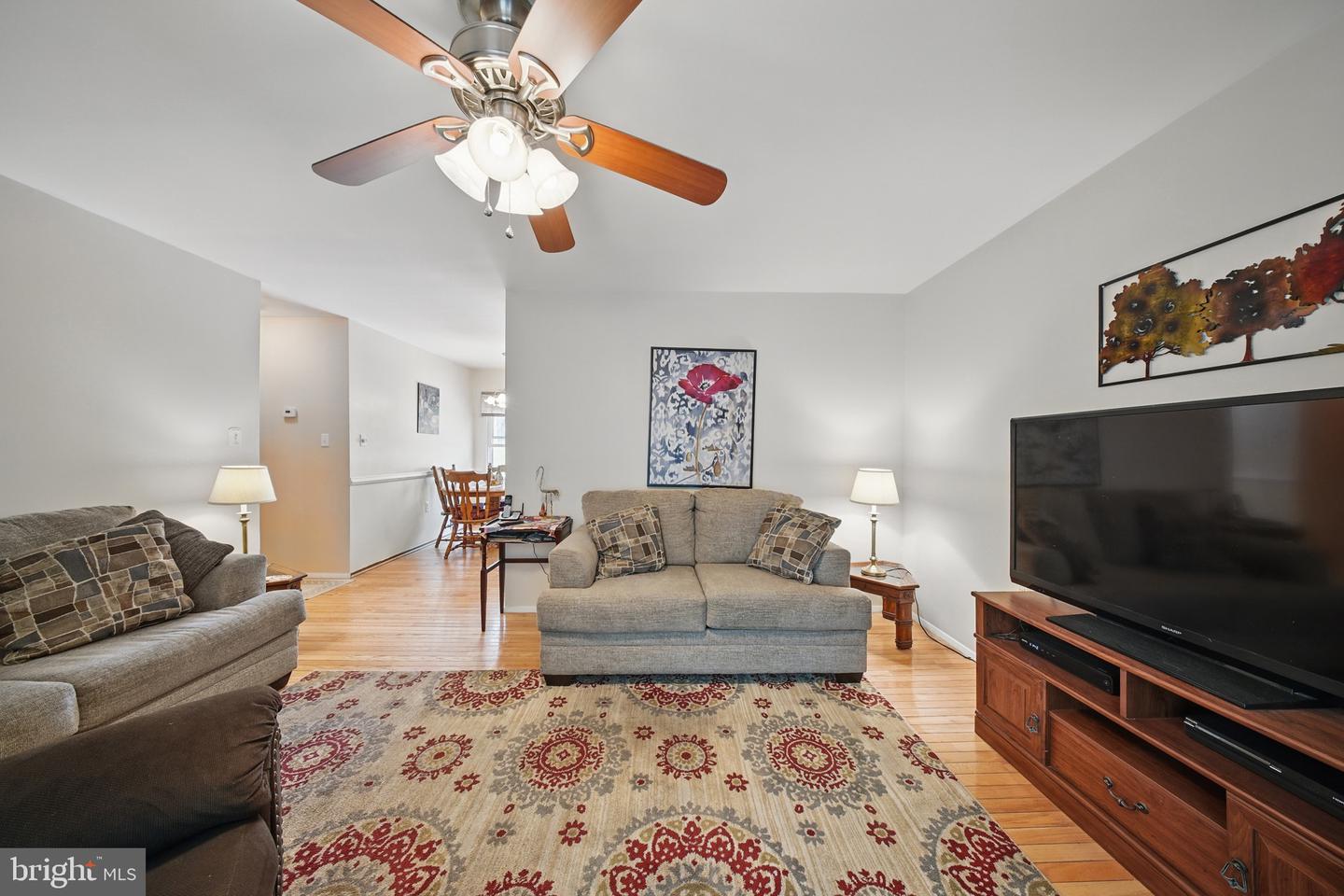 19007 RED OAK LN, TRIANGLE, Virginia 22172, 4 Bedrooms Bedrooms, ,2 BathroomsBathrooms,Residential,For sale,19007 RED OAK LN,VAPW2094482 MLS # VAPW2094482