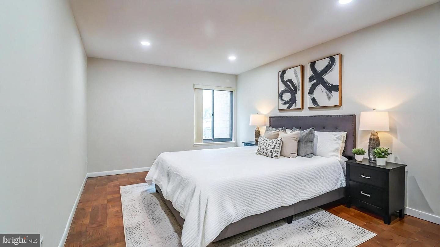 3100 S MANCHESTER ST #224, FALLS CHURCH, Virginia 22044, 1 Bedroom Bedrooms, ,1 BathroomBathrooms,Residential,For sale,3100 S MANCHESTER ST #224,VAFX2240392 MLS # VAFX2240392