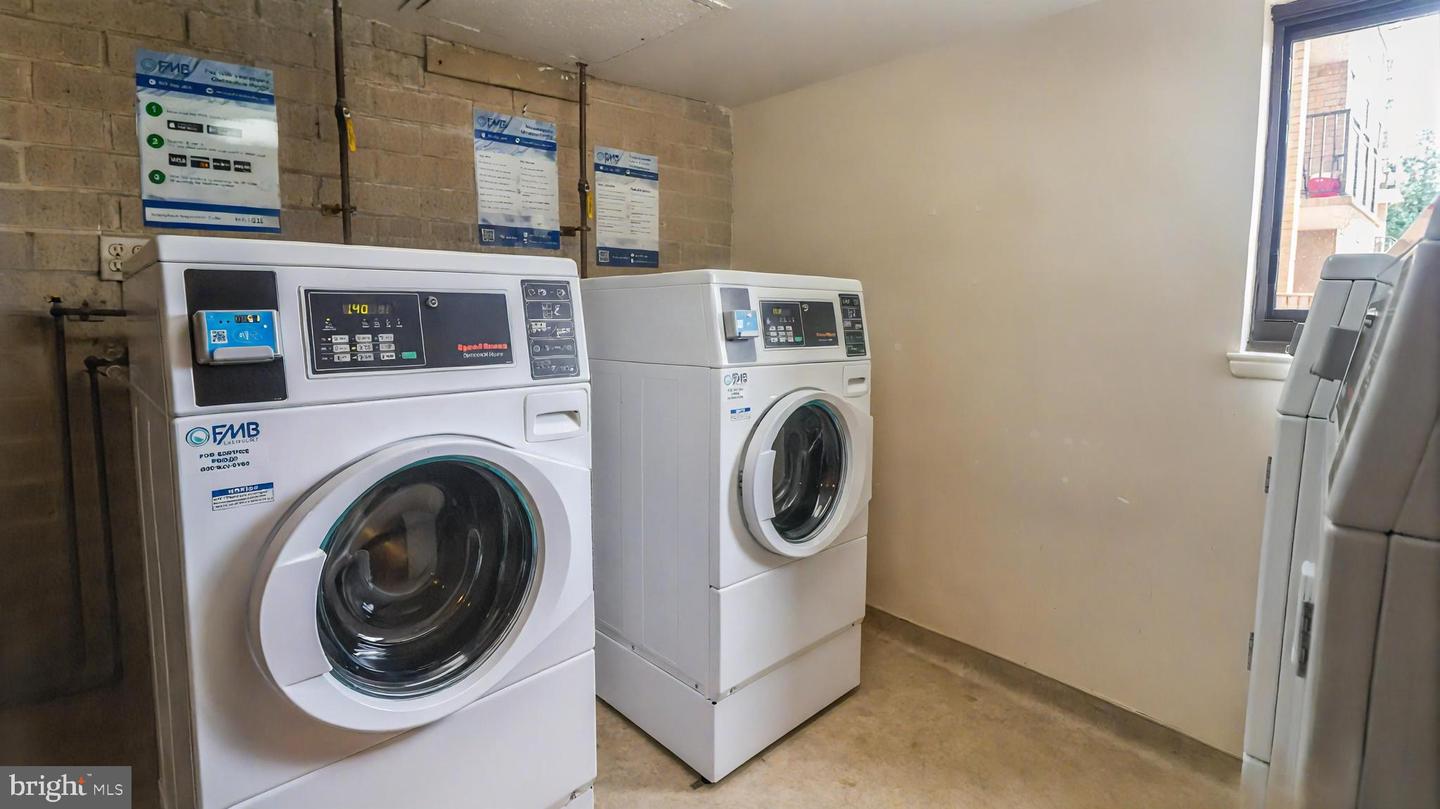 3100 S MANCHESTER ST #224, FALLS CHURCH, Virginia 22044, 1 Bedroom Bedrooms, ,1 BathroomBathrooms,Residential,For sale,3100 S MANCHESTER ST #224,VAFX2240392 MLS # VAFX2240392
