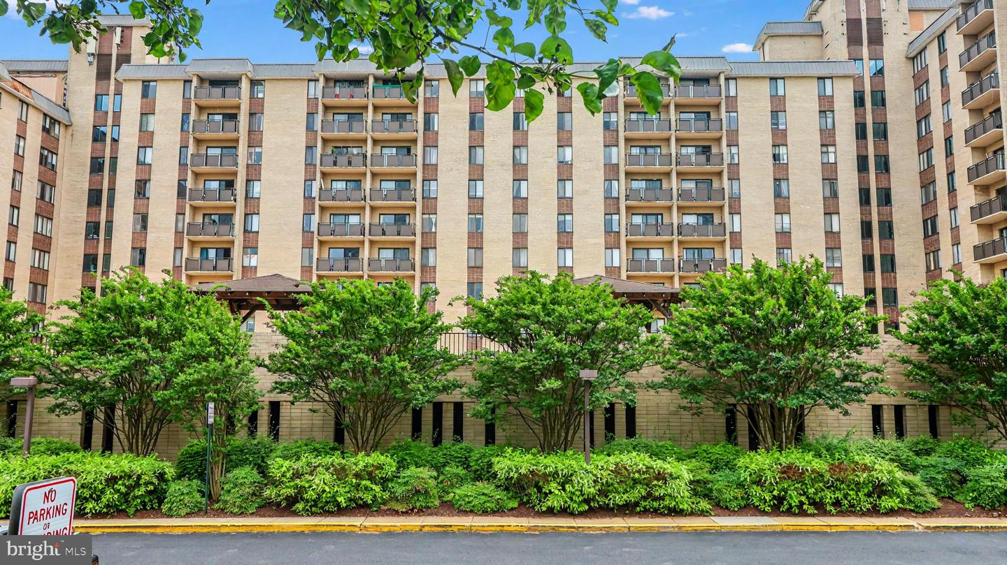 3100 S MANCHESTER ST #224, FALLS CHURCH, Virginia 22044, 1 Bedroom Bedrooms, ,1 BathroomBathrooms,Residential,For sale,3100 S MANCHESTER ST #224,VAFX2240392 MLS # VAFX2240392