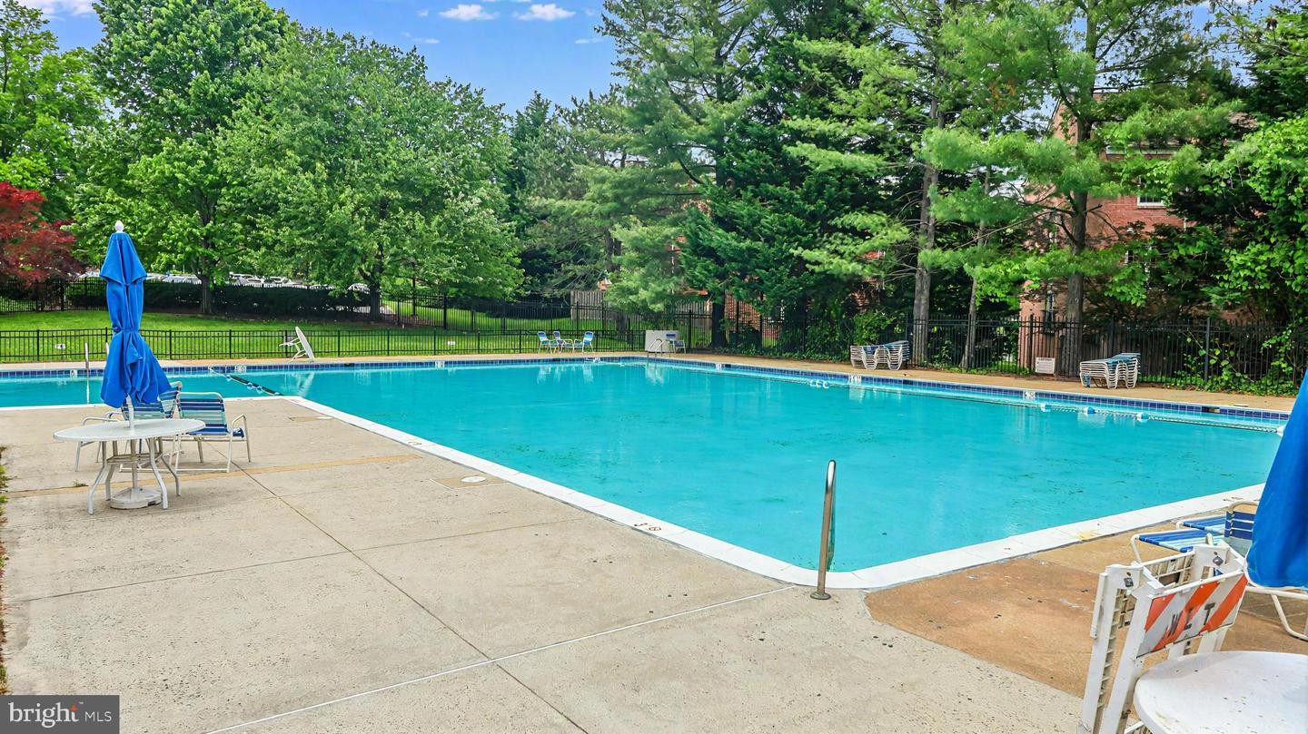 3100 S MANCHESTER ST #224, FALLS CHURCH, Virginia 22044, 1 Bedroom Bedrooms, ,1 BathroomBathrooms,Residential,For sale,3100 S MANCHESTER ST #224,VAFX2240392 MLS # VAFX2240392