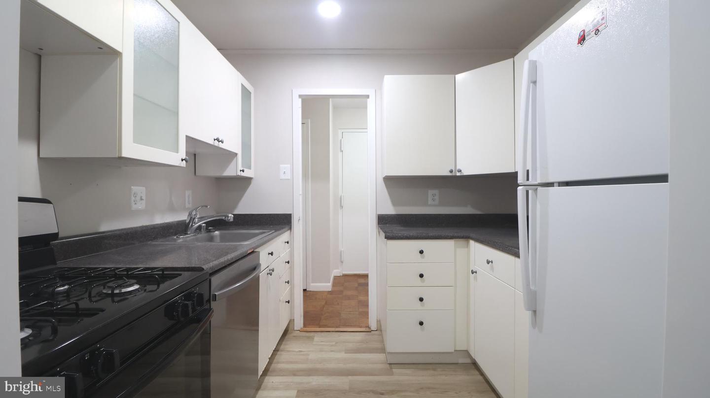 3100 S MANCHESTER ST #224, FALLS CHURCH, Virginia 22044, 1 Bedroom Bedrooms, ,1 BathroomBathrooms,Residential,For sale,3100 S MANCHESTER ST #224,VAFX2240392 MLS # VAFX2240392